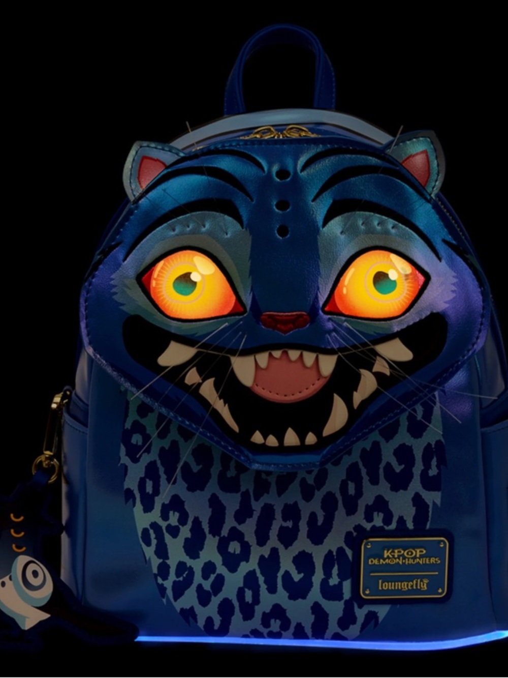 Exclusive Loungefly KPop Demon Hunters Derpy Light Up Glow Mini Backpack & Pins - Picture 15 of 16